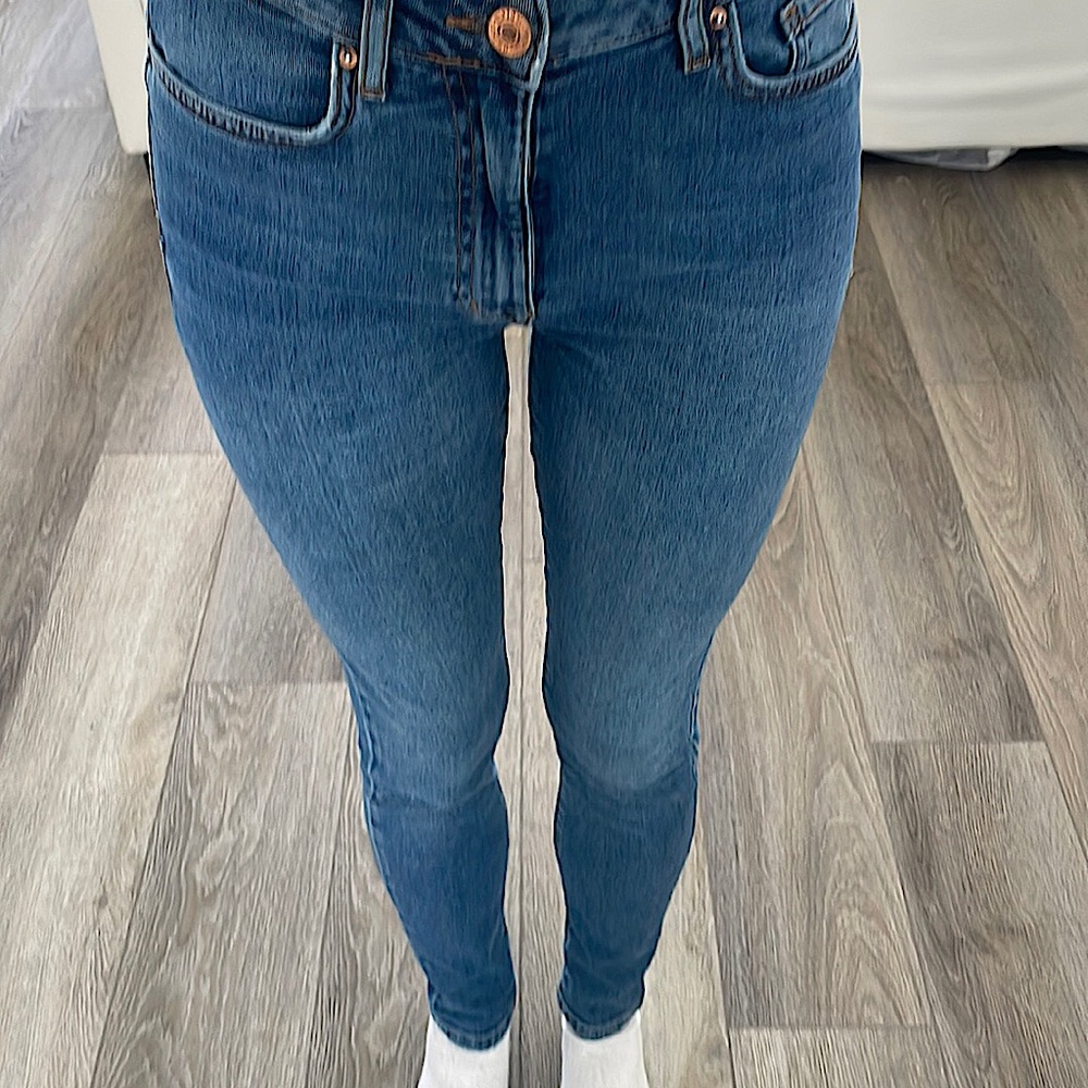 Forever 21 Skinny Jeans With Butt Rip